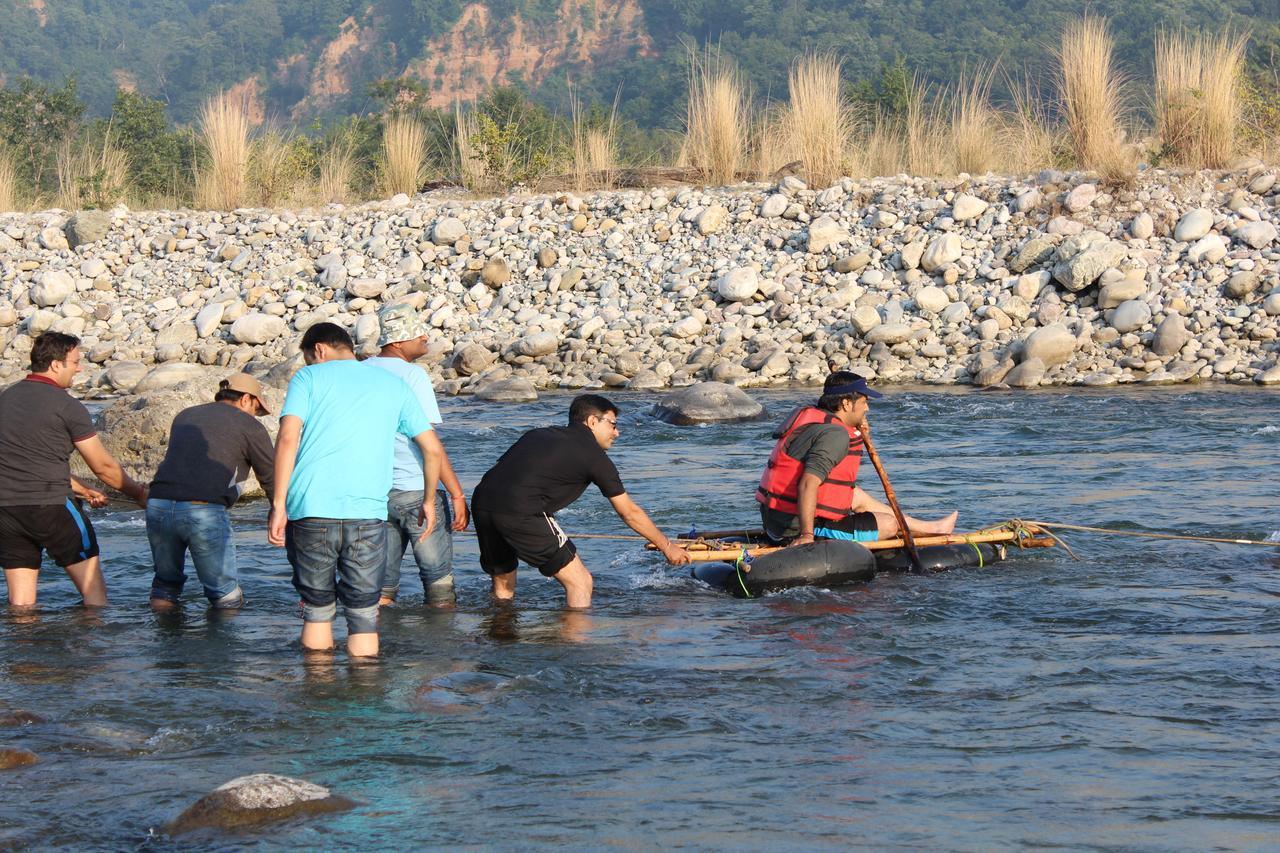 Vanya River Lodge Dhikuli Dış mekan fotoğraf